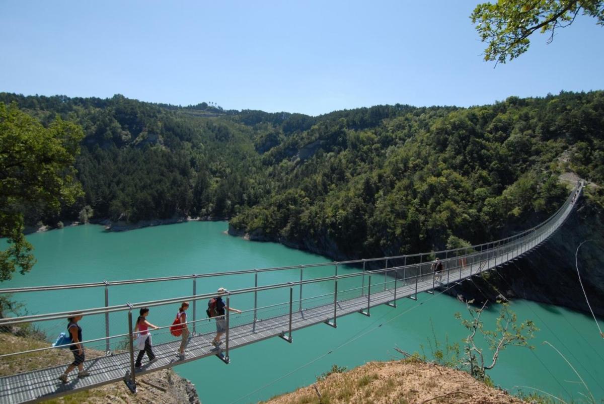 Gite Proche Des Passerelles Et Du Lac De Monteynard Saint-Martin-de-la-Cluze Exterior foto